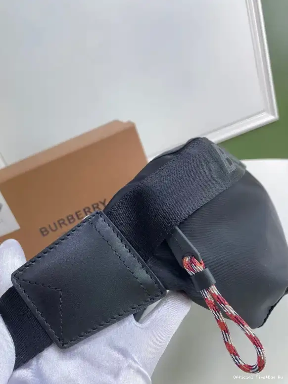 Official First Bag Ru Bag Bum BURBERRY 0506